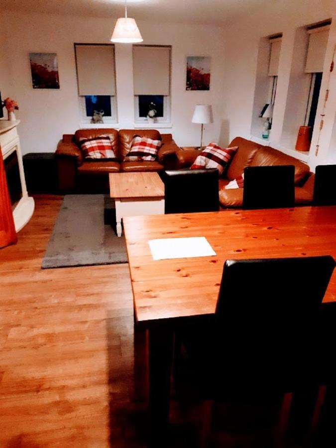 Cosy 3 Bedroom Home In Centre Of Brodick Εξωτερικό φωτογραφία
